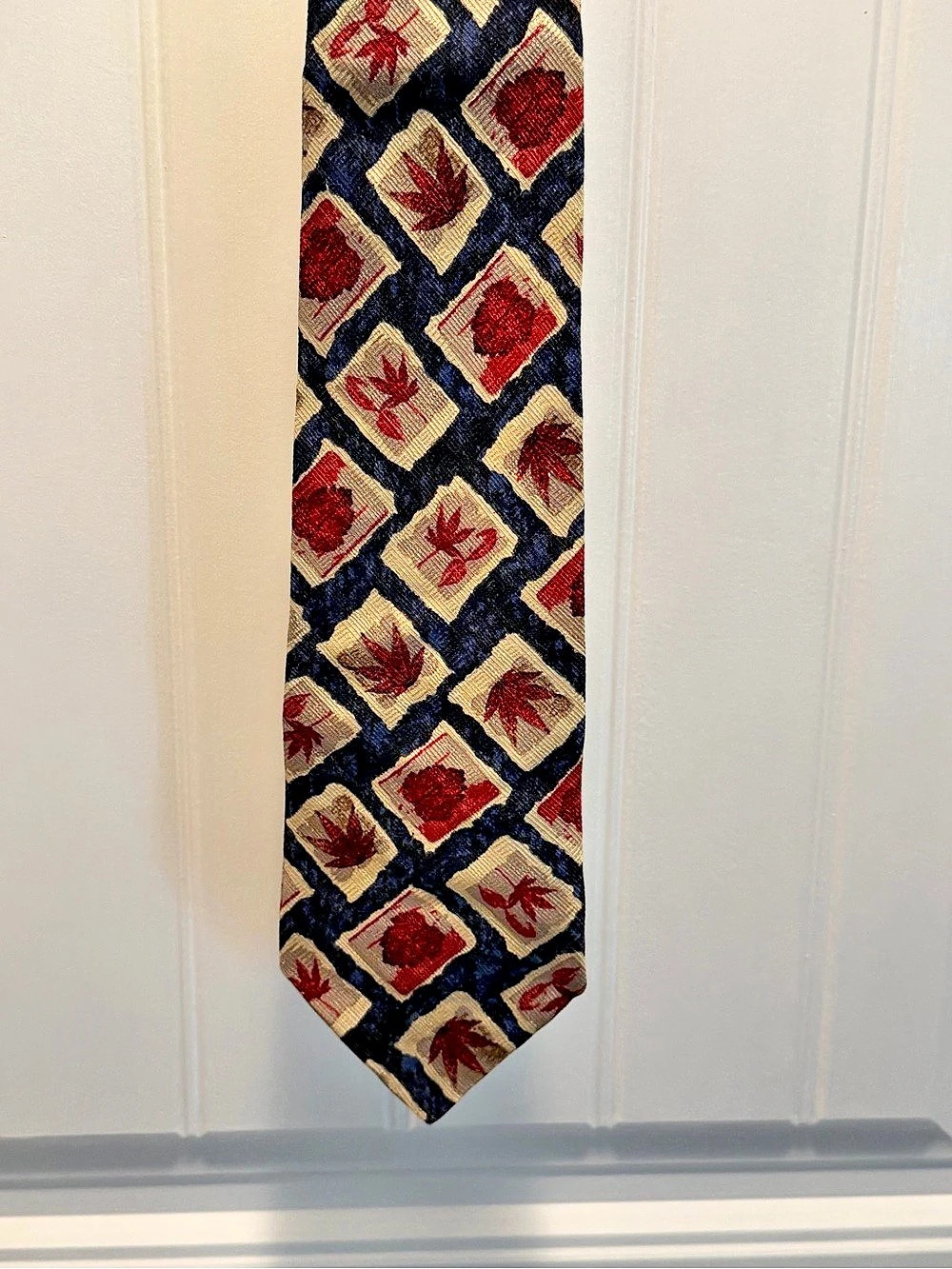 Vintage Bugatti Mens Silk Tie Red Blue Geometric Square Botanical Leaf Pattern
